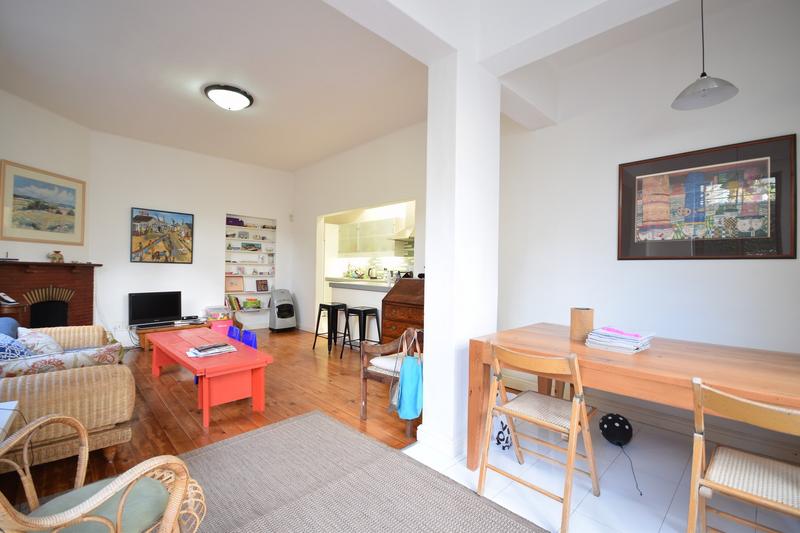 2 Bedroom Property for Sale in Sea Point Western Cape